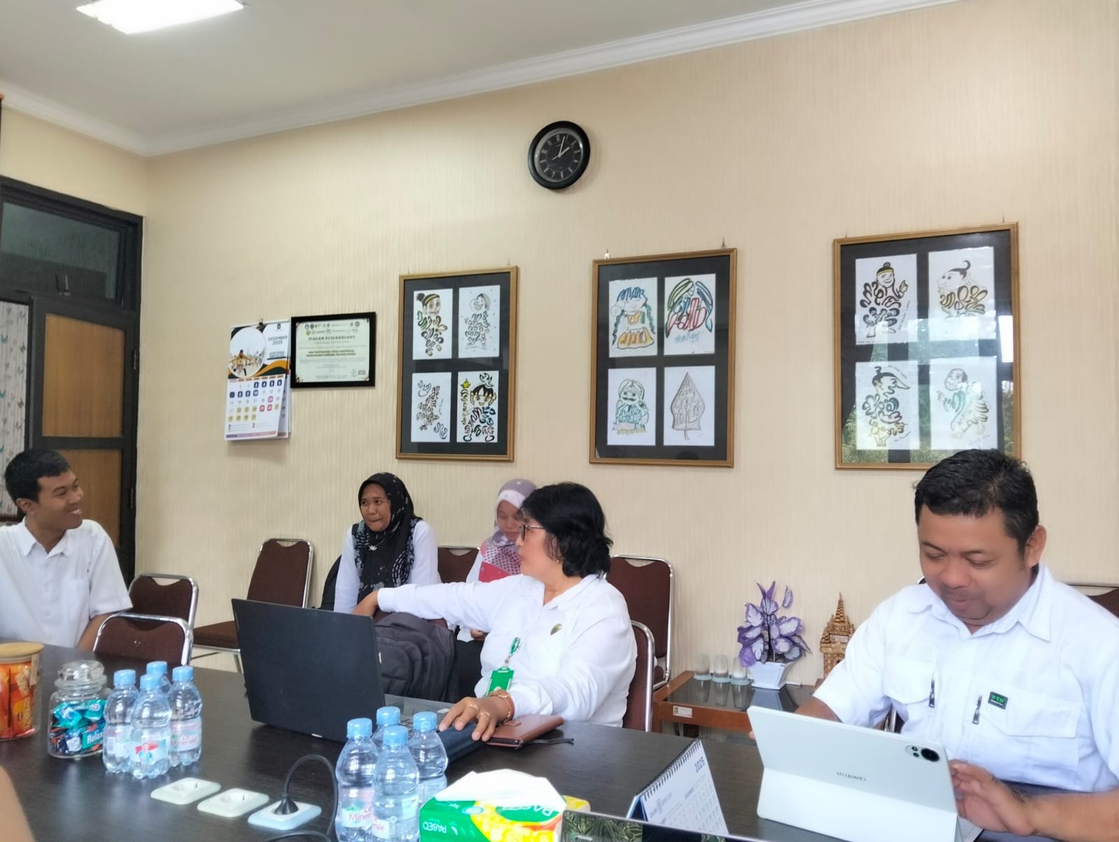 Penulisan Bahan Ajar Semester II Tahun Ajaran 2025/2026 via ZOOM